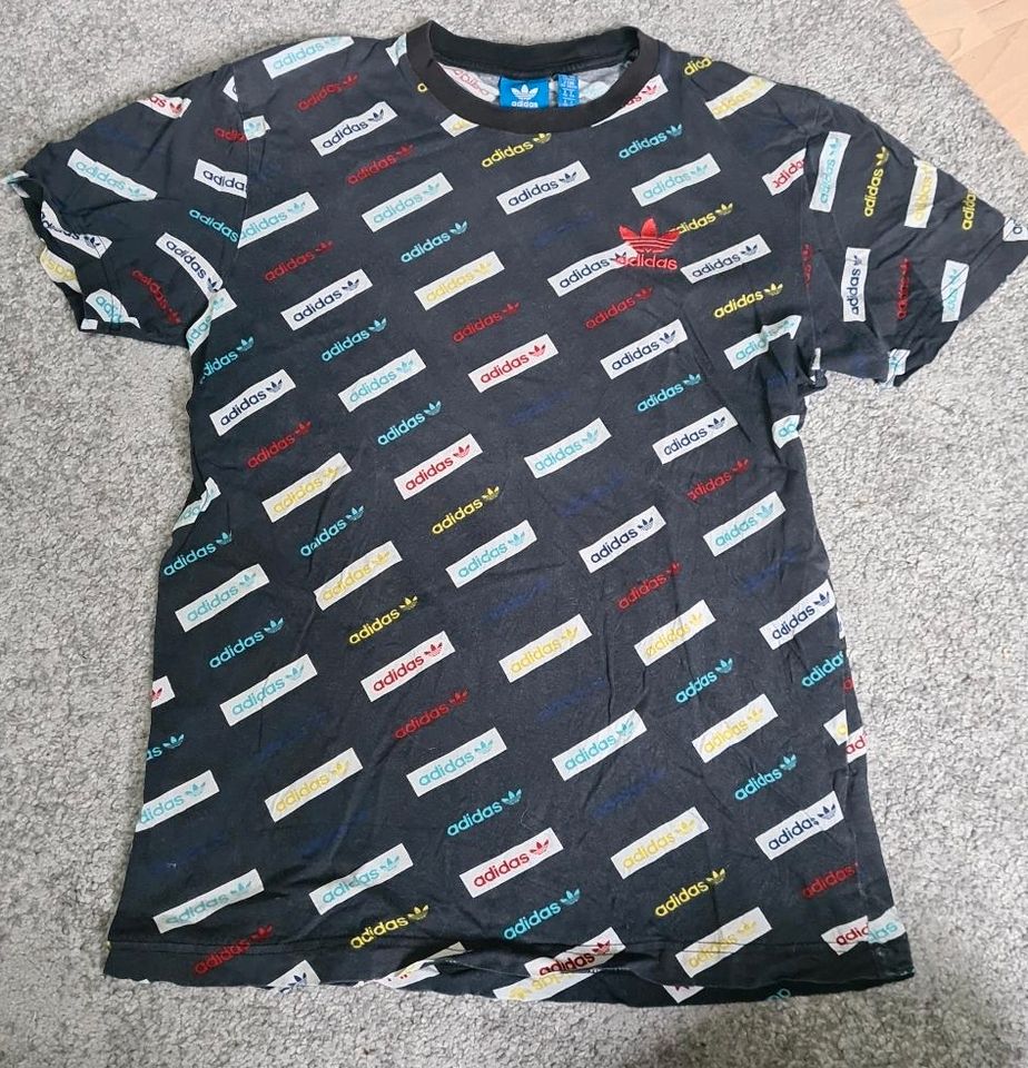 Adidas T-Shirt Gr. XS (ca 164) in Langerringen