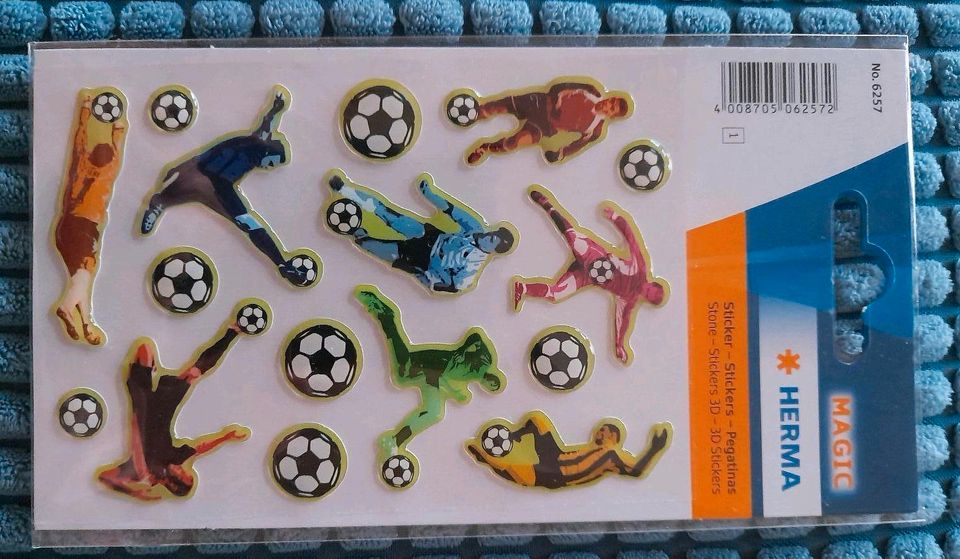 Neu‼️OVP❗HERMA Magic/Fußball 3 D-Sticker in Leinefelde-Worbis