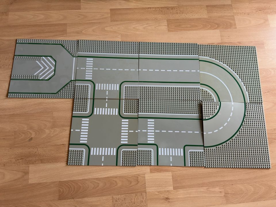7 Lego City Straßenplatten in Burgdorf