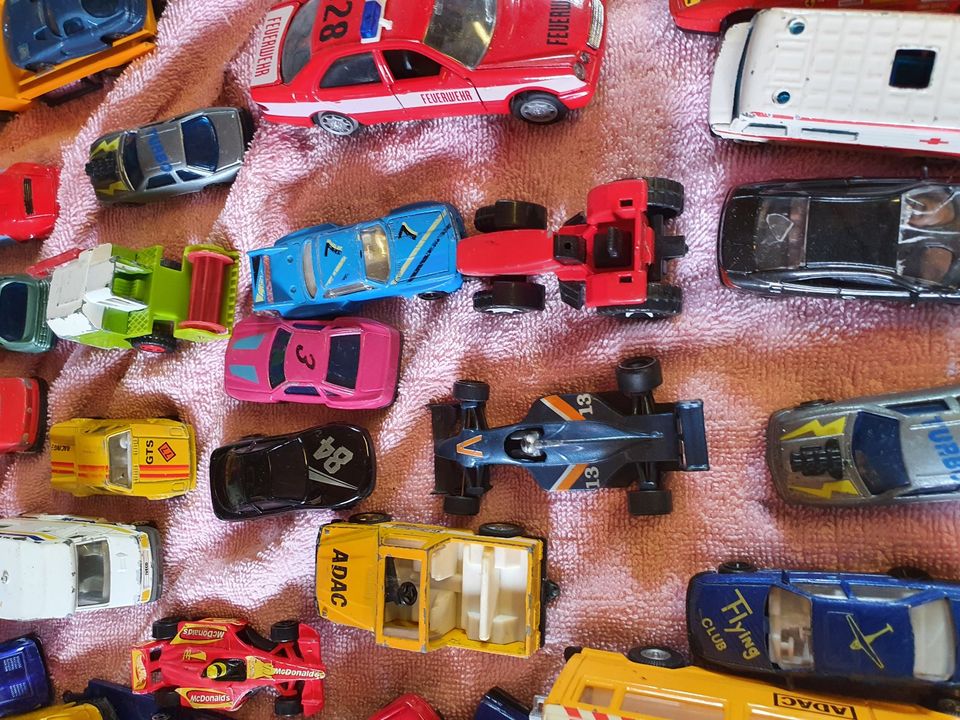 Spielzeug Konvolut Autos - Matchbox ,Siku und weitere- Box 4 in Emmerich am Rhein