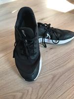 Nike Schuhe Größe 38,5 Niedersachsen - Elsfleth Vorschau