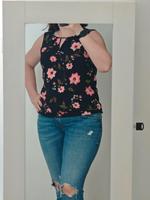 Ärmellose Bluse mit Blumenmuster von Vero Moda Walle - Handelshäfen Vorschau
