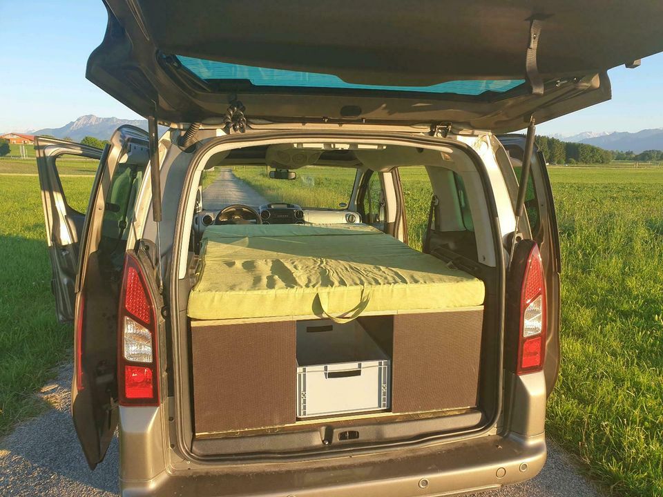 VERMIETUNG Camperbox Camping Minicamper Hochdachkombi Berlingo in Knetzgau