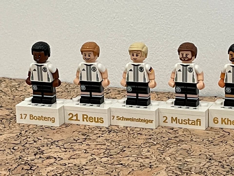 LEGO 71014 Minifiguren DFB Die komplette Mannschaft *** NEU *** in Duisburg