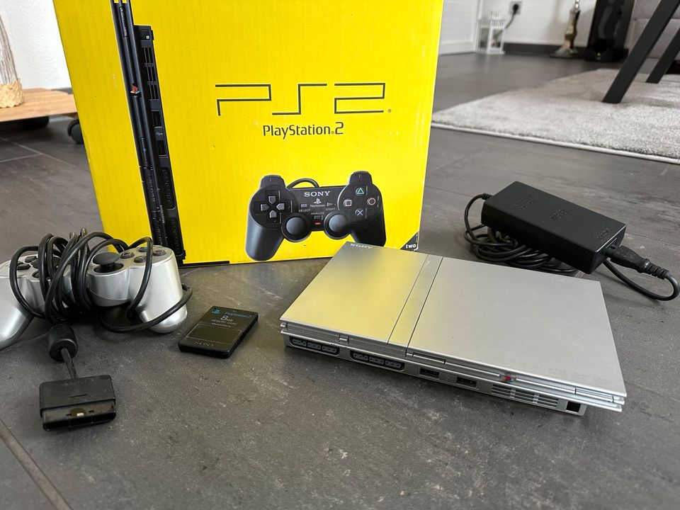 PlayStation 2 Slim inkl. Verpackung/Zubehör selten in Steinhausen an der Rottum