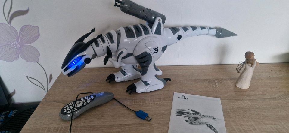 Dinosaurier als Roboter in Remptendorf