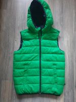 Benetton Jungen Weste Steppweste Gr 2XL 160 cm Niedersachsen - Celle Vorschau