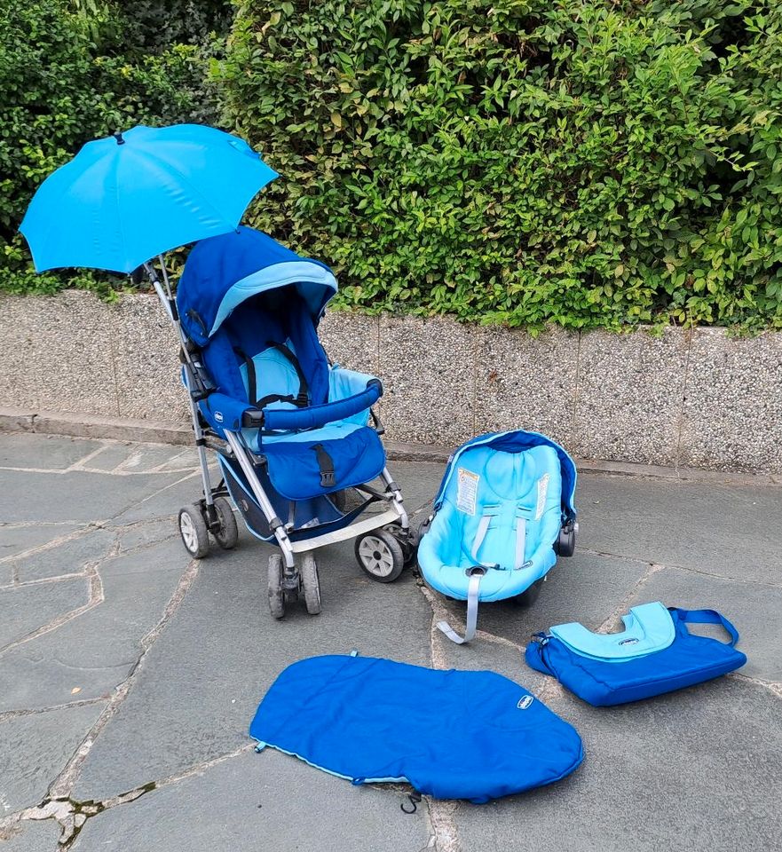 Chicco Kinderwagen Reise-Buggy m. Maxi cosi, Tasche, Fußsack in Mühlacker