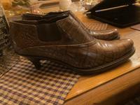 PRADA Pumps Schuhe Absatz Muster Braun-Ton 40,5 40 1/2 Niedersachsen - Woltersdorf Vorschau
