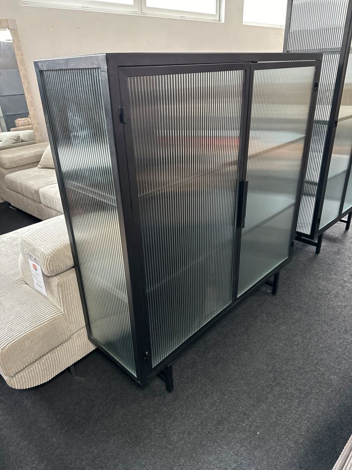 Highboard Vitrine Glas schwarz Metall Retro in Bad Oeynhausen