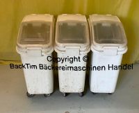 Allzweckwagen / 3 xRubbermaid Zutatenwagen / Mehlwagen / Gastro Nordrhein-Westfalen - Enger Vorschau