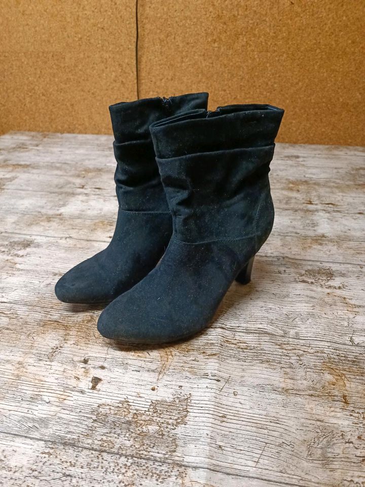 Damen Schuhe in Gusow-Platkow