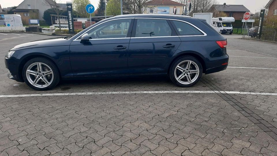 Audi A 4 2.0 tdi in Wennigsen