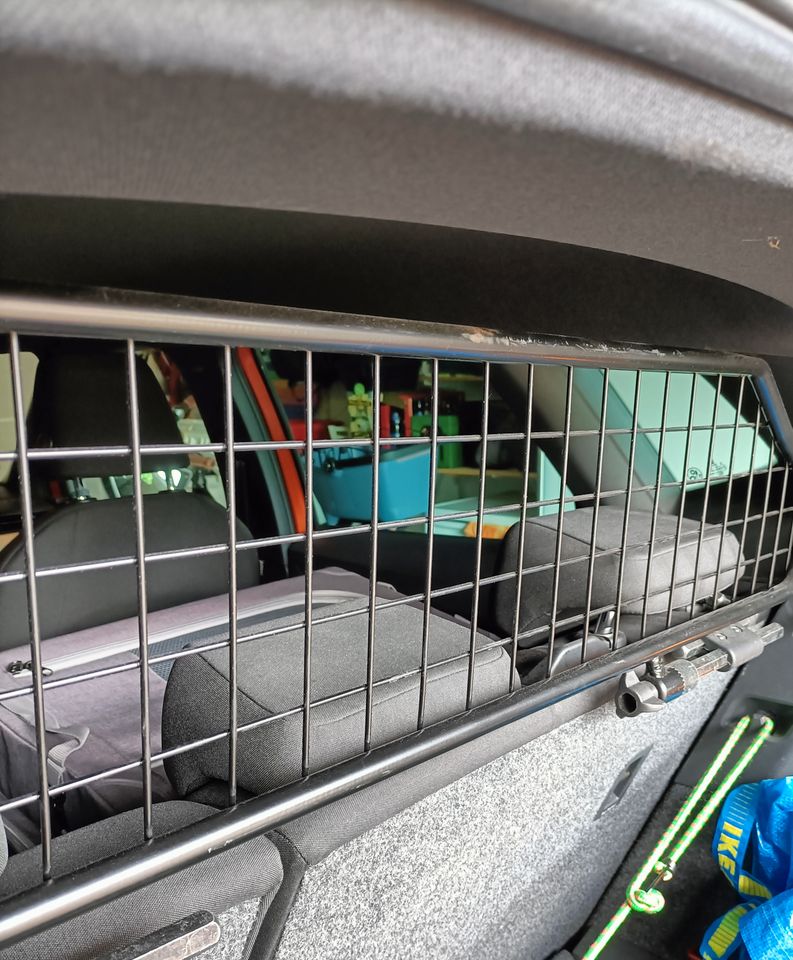 Autogitter, Hundegitter, Gepäckgitter, für Seat oder VW in Verden