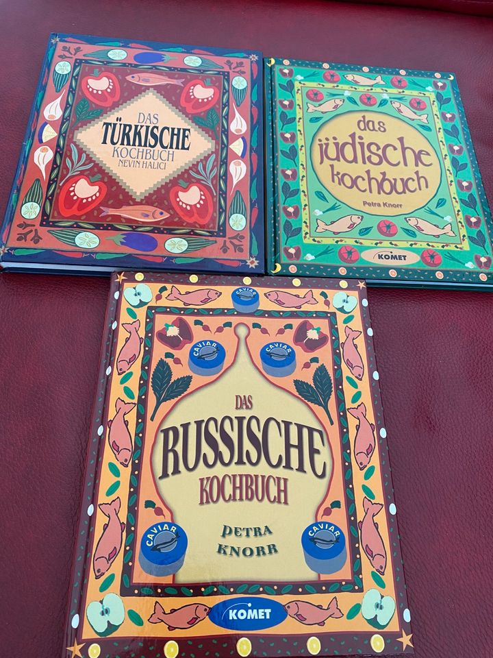 Drei Kochbücher - Russisch, türkisch und jüdisch in Nürnberg (Mittelfr)