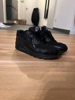 Nike Air Max Limited Edition Schwarz/Regenbogenoptik Hessen - Bischofsheim Vorschau