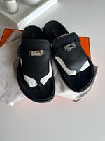Hermès Hermes Empire Sandale black, schwarz, Gr.42♥️ Schleswig-Holstein - Eckernförde Vorschau