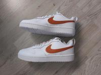 NEUE " NIKE " DAMEN SCHUHE *** GR.37,5 Saarland - Kleinblittersdorf Vorschau