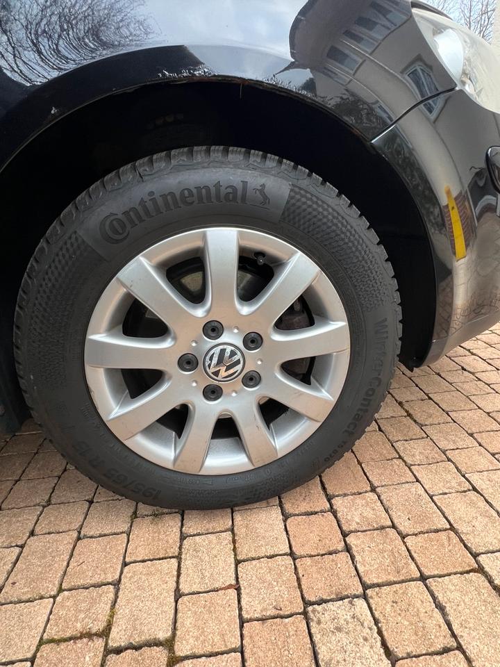VW Golf Plus Comfortline mit Apple Car Play, Rückfahrkamera in Bad Homburg