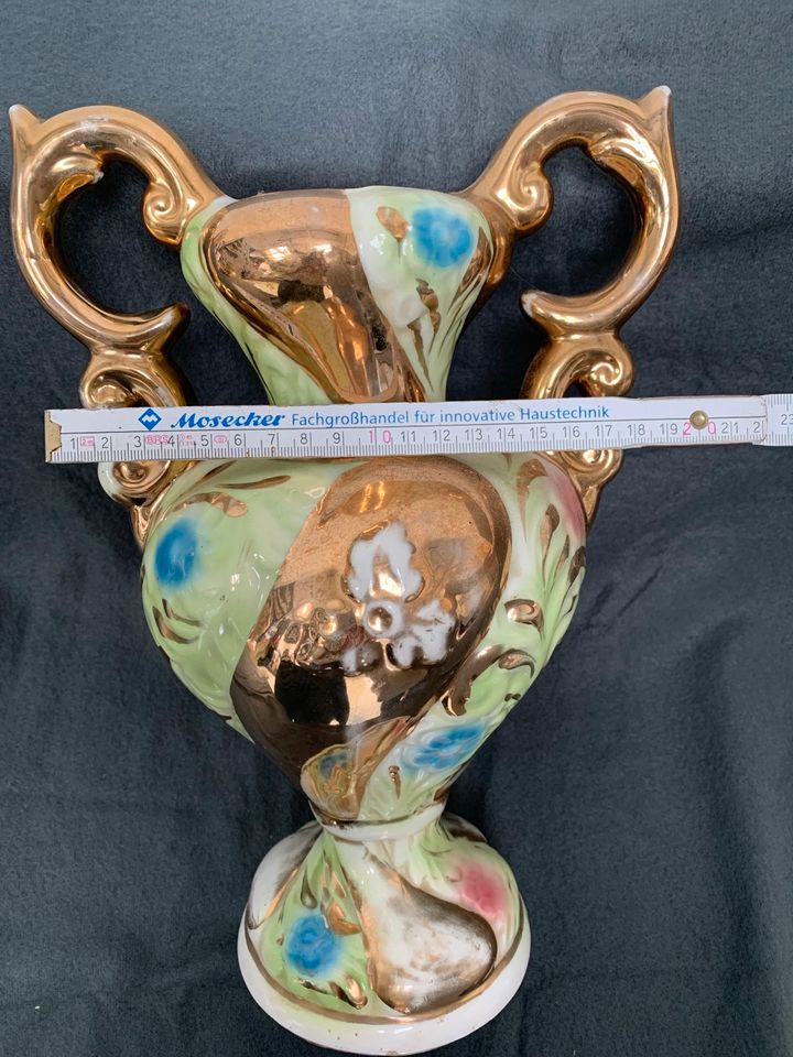 Keramik Vase Italy 2074 gold bunt glasiert Amphore Henkel in Arnsberg