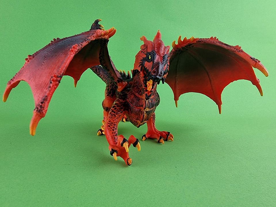 Schleich Eldrador Pflanzenmonster 42513 / Lava Drache 70138 +Mini in Arnsberg