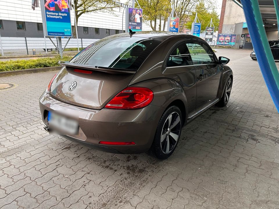 VW Beetle 2.0 TDI Exklusive / VOLL AUSSTATTUNG in Hamburg