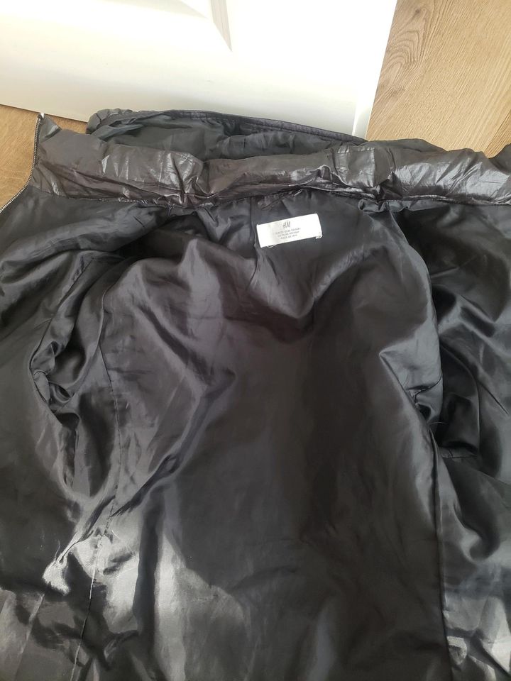 Mädchen  lightweight Jacke H&M Gr. 170 in Bremen