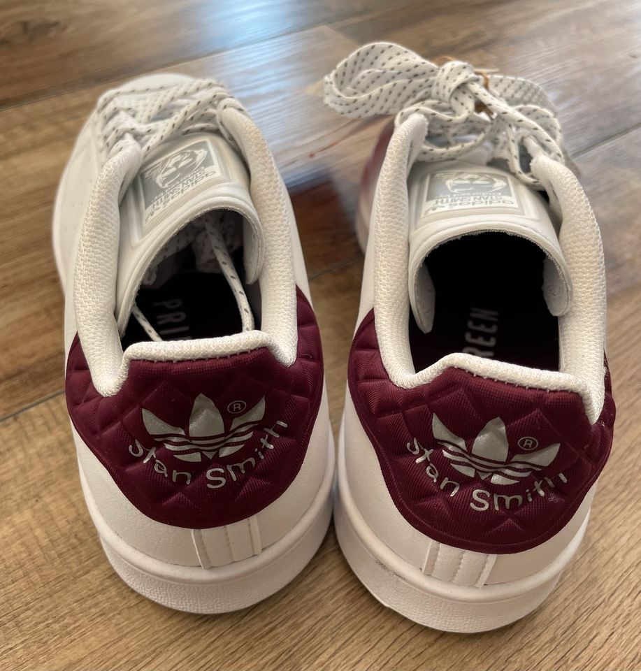 Adidas, Stan Smith, weiß, Größe 4 1/2, neu mit Etikett in Veitsbronn