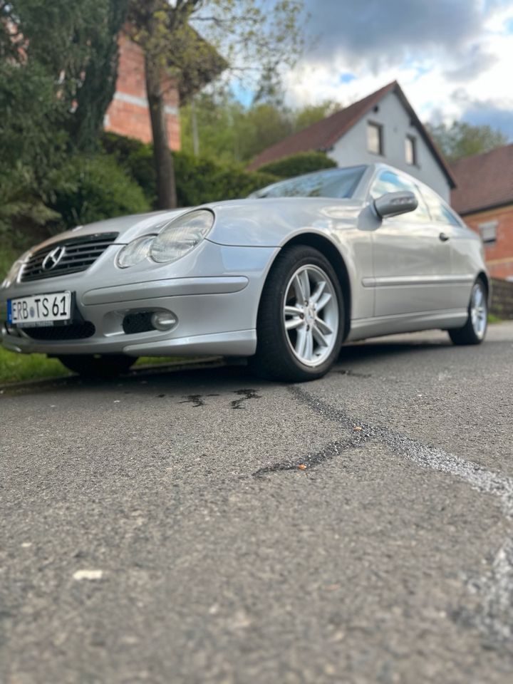 Mercedes CL 180 Kompressor in Breuberg