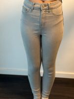 Graue Skinny Jeans Wuppertal - Elberfeld Vorschau