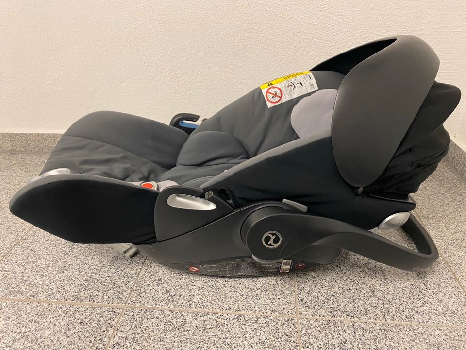 Cybex Cloud Q - Babyschale mit Dockingstation in Erlangen