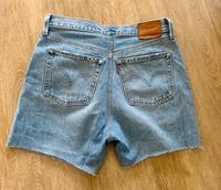 LEVI‘s Jeans 501 Shorts S 36 Nordrhein-Westfalen - Frechen Vorschau