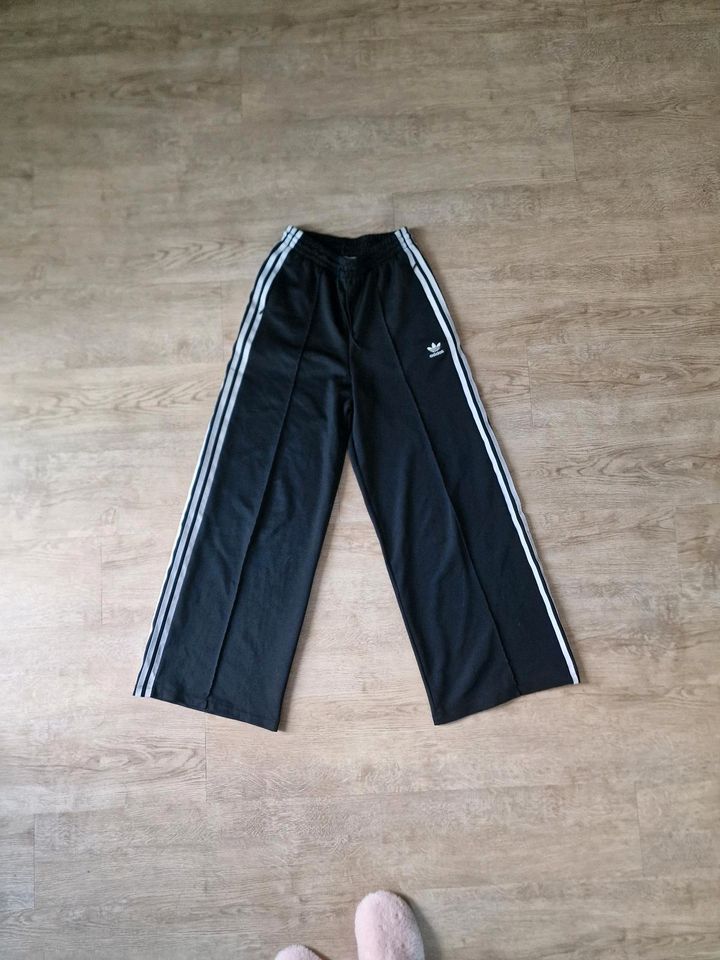 Adidas Jogginghose in Mittenwalde