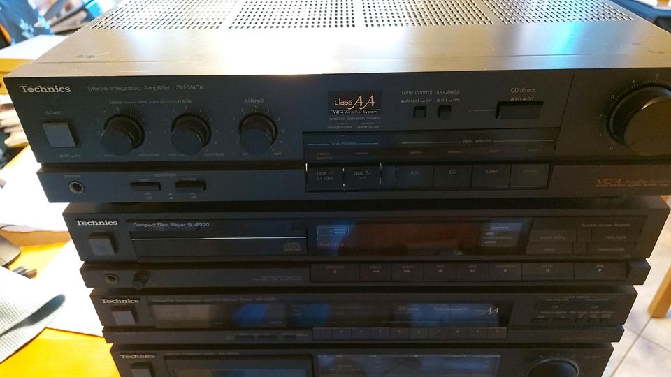 Technics Stereo Anlage mit Boxen 5 Stück gebraucht in Schillingsfürst