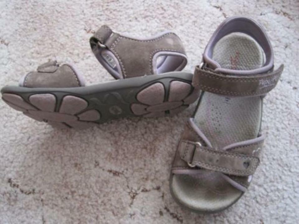 Kindersandalen / Kinderschuhe in Gr. 29 von Superfit in Lennestadt