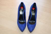 Moschino Love High Heels Pumps Plateau Blau Wildleder Gr.38 Berlin - Spandau Vorschau