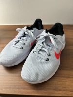 Nike Flex weiß Gr. 41 Bayern - Deggendorf Vorschau