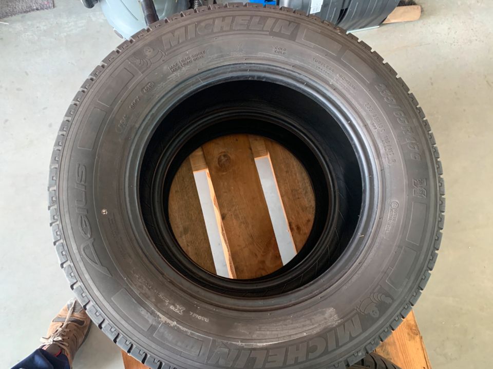 Sommerreifen Michelin Agilis 235/65 R16 C Sprinter Transporter in Wallerfing