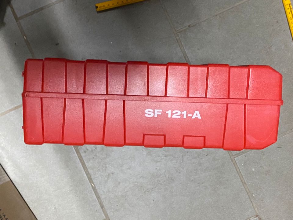 Hilti Werkzeugkoffer universal gebraucht SF 121-A in Bernhardswald