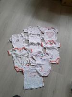 9 Teile / Body s/kurz/t-shirt feetje / Baby/ gr. 50/ 56/ wie neu Niedersachsen - Göttingen Vorschau