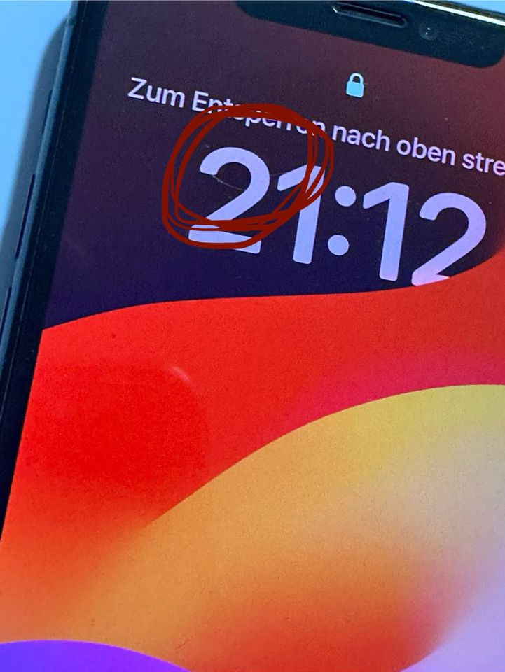 iPhone 11 Pro 256 GB Midnight Green 87% Akku in Wiesbaden