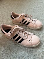 Adidas Sneaker in tollem Retro Style in rosé Stuttgart - Untertürkheim Vorschau