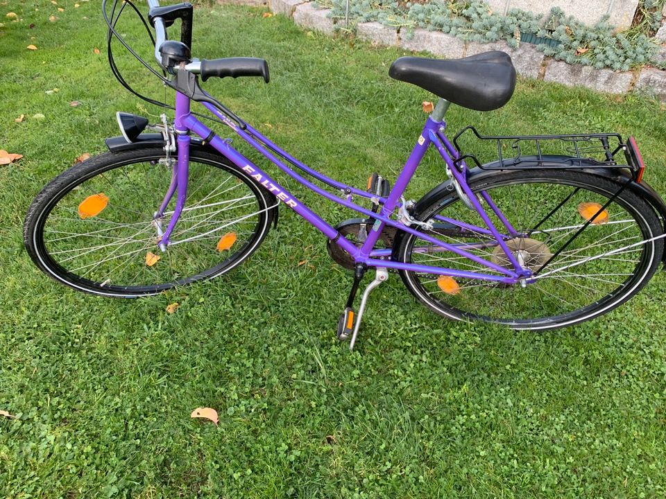 Fahrrad Falter Damen zu 28 Zoll Retro lila scheunenfund in Fichtenau