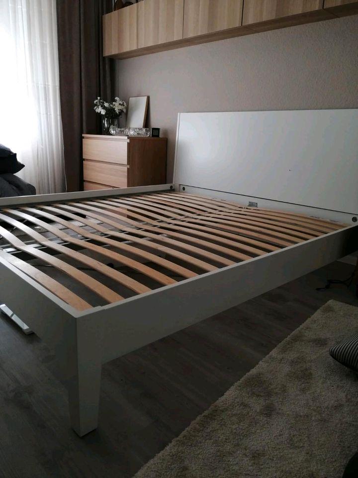 Bett Doppelbett Ikea in Leipzig