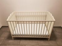 Kinderbett Babybett Bett Kind Baby Holz Gitter verstellbar weiß Bayern - Dasing Vorschau