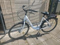 Gepflegtes weißes City bike von Schauff 26 Zoll 8 Gänge Nordrhein-Westfalen - Sankt Augustin Vorschau