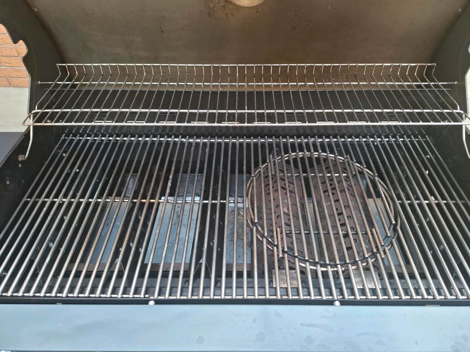 Enders Boston Black 6KR Turbo Gasgrill 6 Brenner, Seitenkocher in Belgern