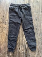 H&M 122 Jungen Jogging Hose 6-7 Jahre schwarz Bayern - Rimpar Vorschau