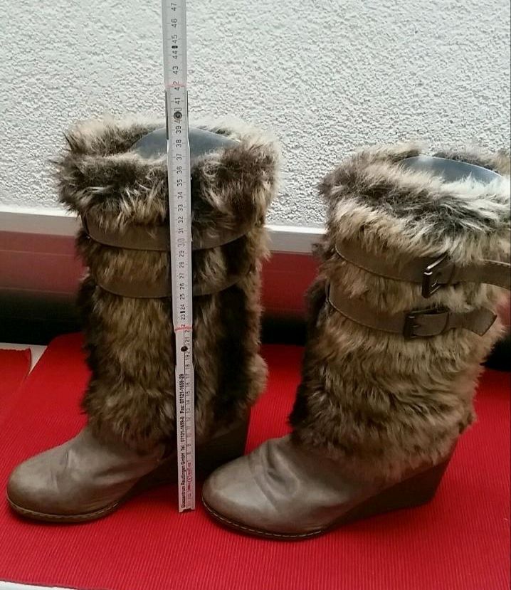 Schöner 37cm Keilabsatz  Stiefel gr. 39 in Ammerbuch