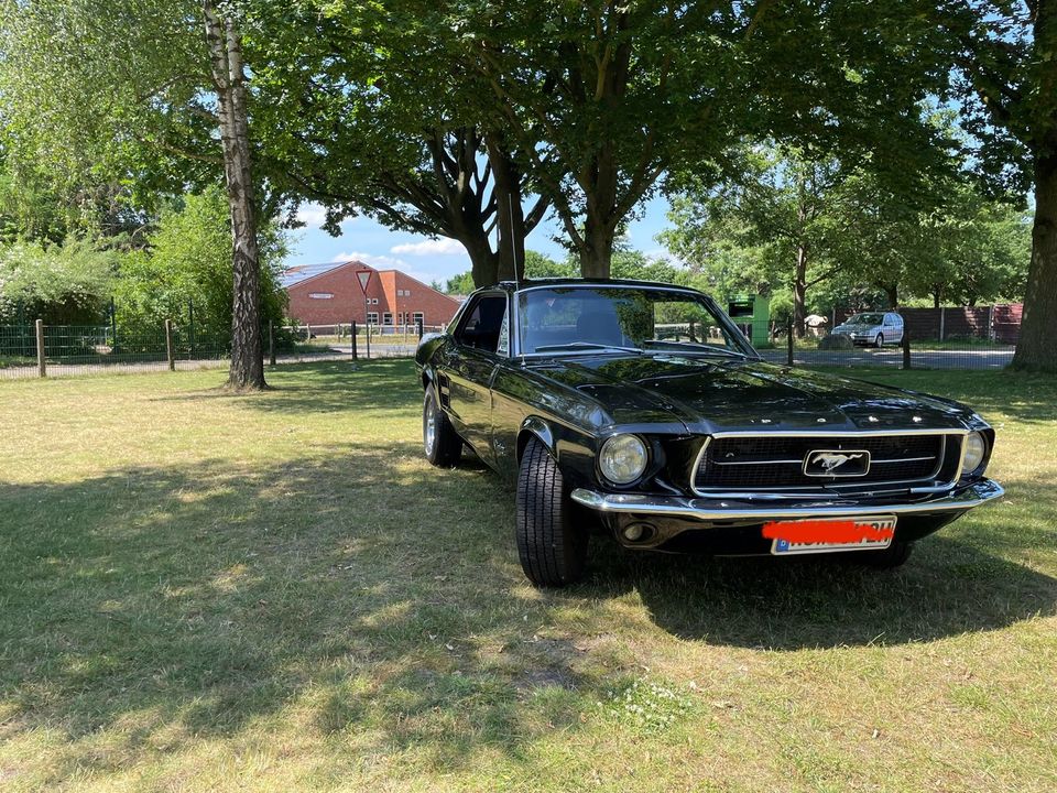 Ford Mustang Coupé 1967 schwarz in Sottrum